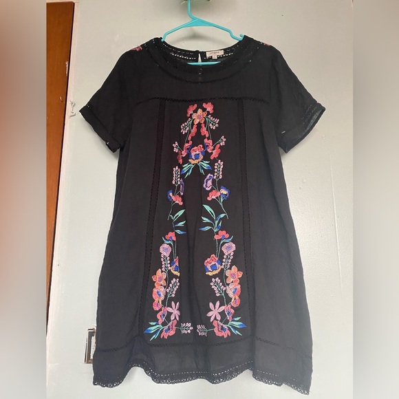 Beautiful free people inspired hippie style short dress. - Picture 2 of 4